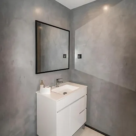 Mi Casa Es Su Casa * אלבופיירה